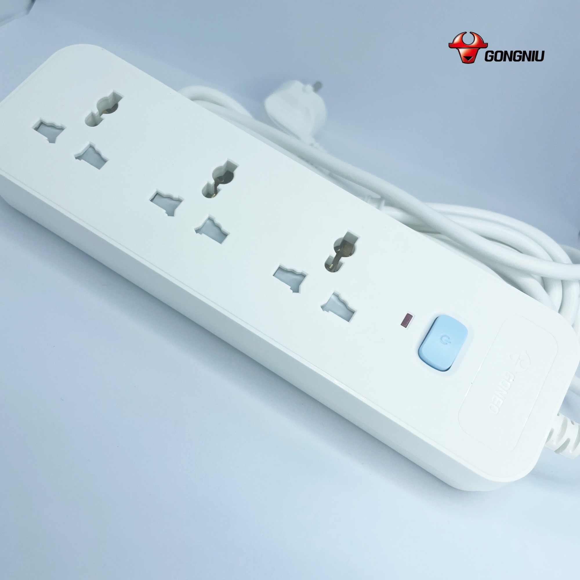 Ổ Cắm Điện GONEO N1030 – 3 Ổ Đa Năng 1 Công Tắc – Chống Cháy, Công Suất 2500W – Chính Hãng 6