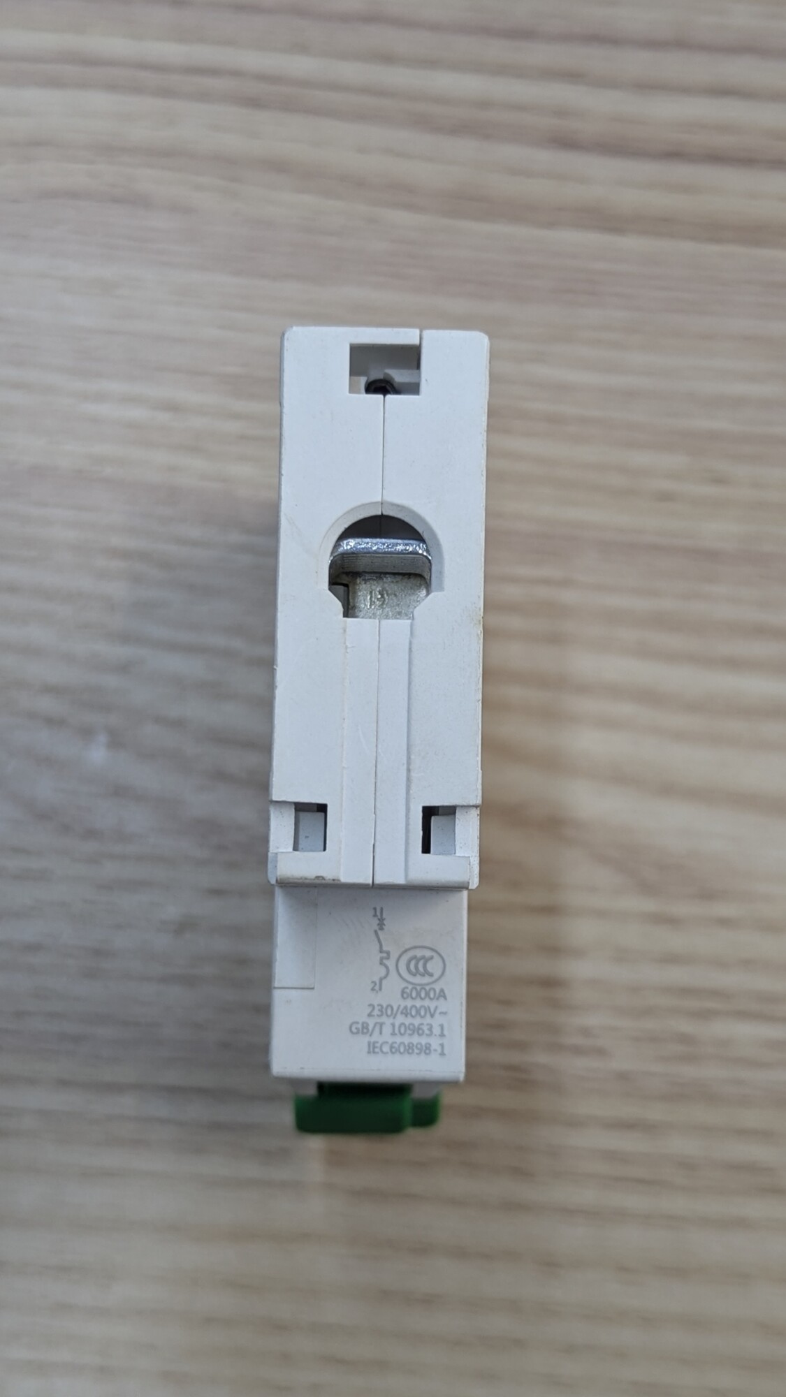 Bộ ngắt mạch điện - Aptomat 1 pha Goneo - An Toàn - Chính hãng 6